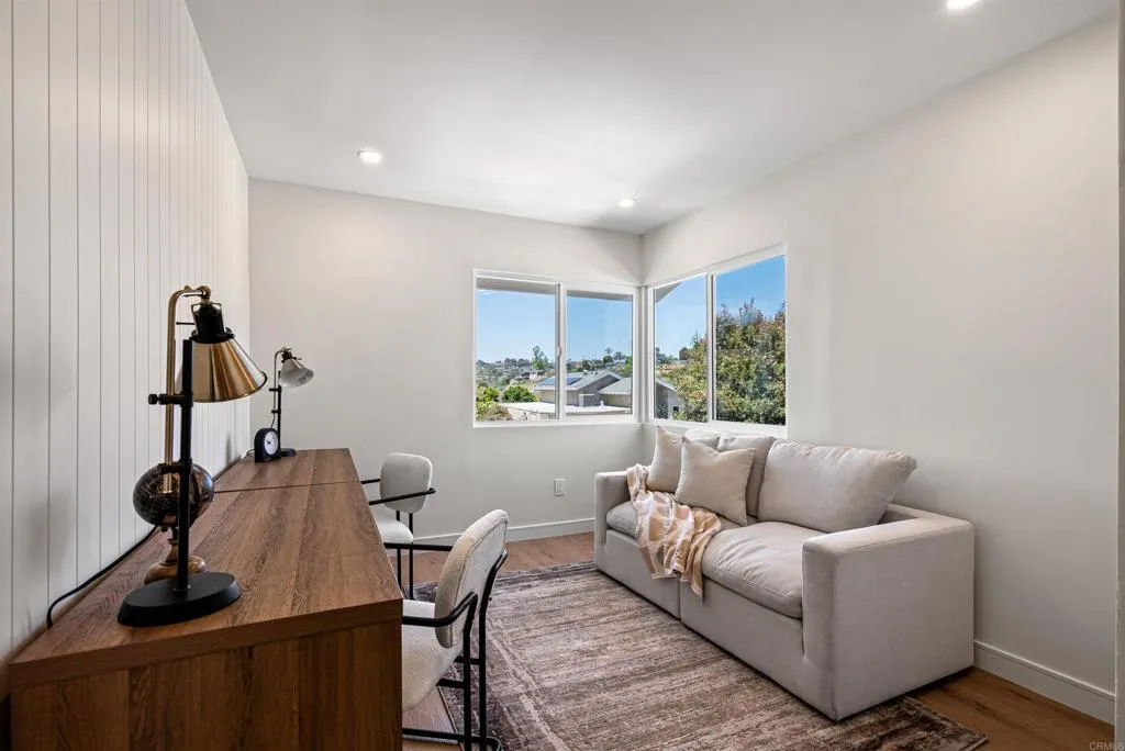 https://cdn.realtyfeed.com/cdn/127/306561676/cf41be61d3b0c015ec16e36ddc4dbdac.webp