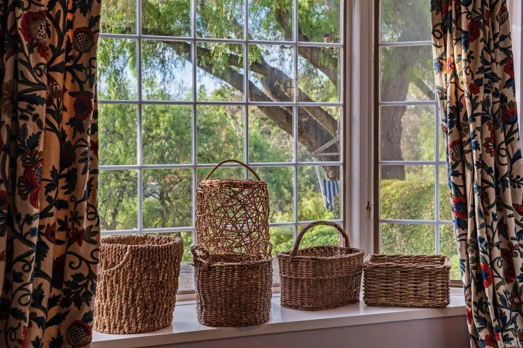 https://cdn.realtyfeed.com/cdn/127/306561681/38a5dbb41266448826572e0291f001df.webp