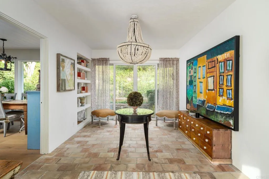 https://cdn.realtyfeed.com/cdn/127/306561681/81c49fafc89daec8c8da80a4799164cd.webp