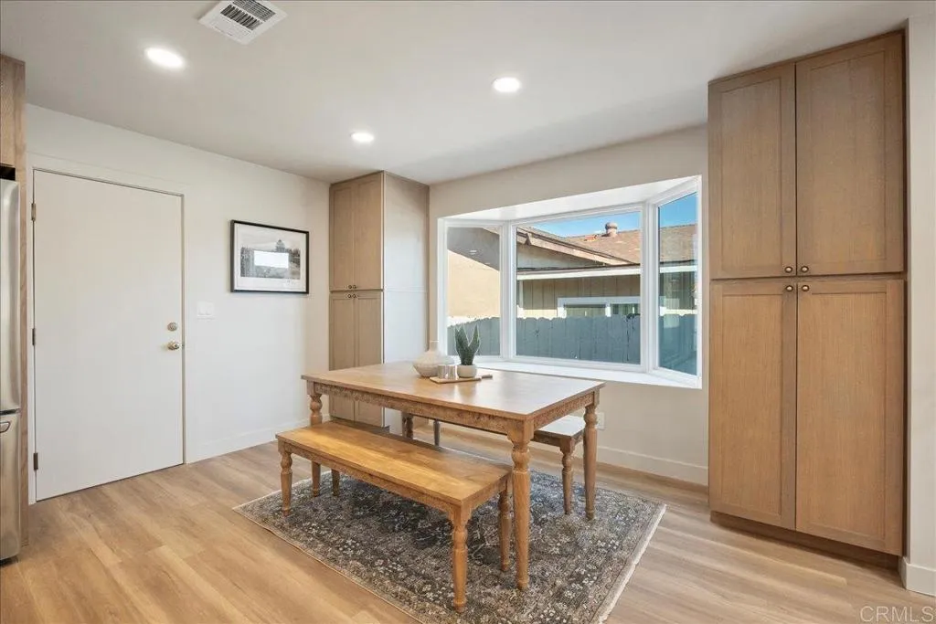 https://cdn.realtyfeed.com/cdn/127/306561683/a57db3b12d2944e8cbd69b3a3f063a01.webp