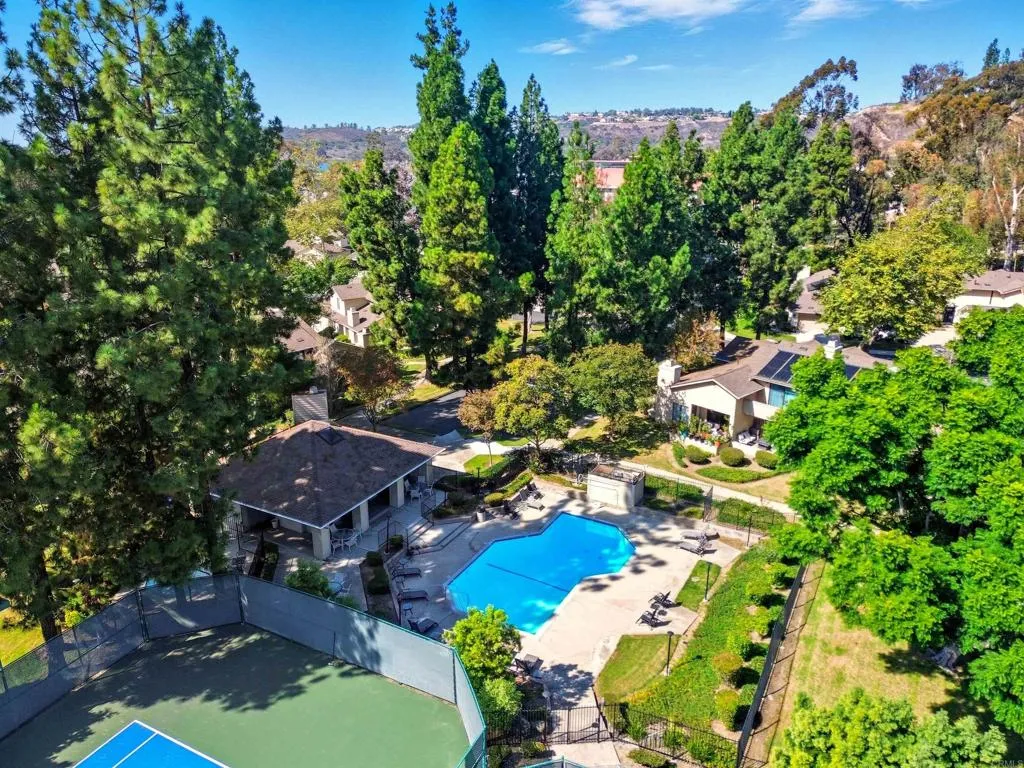 https://cdn.realtyfeed.com/cdn/127/306561685/9a5e2949f6e379a1dc3ab22e167bc9c1.webp