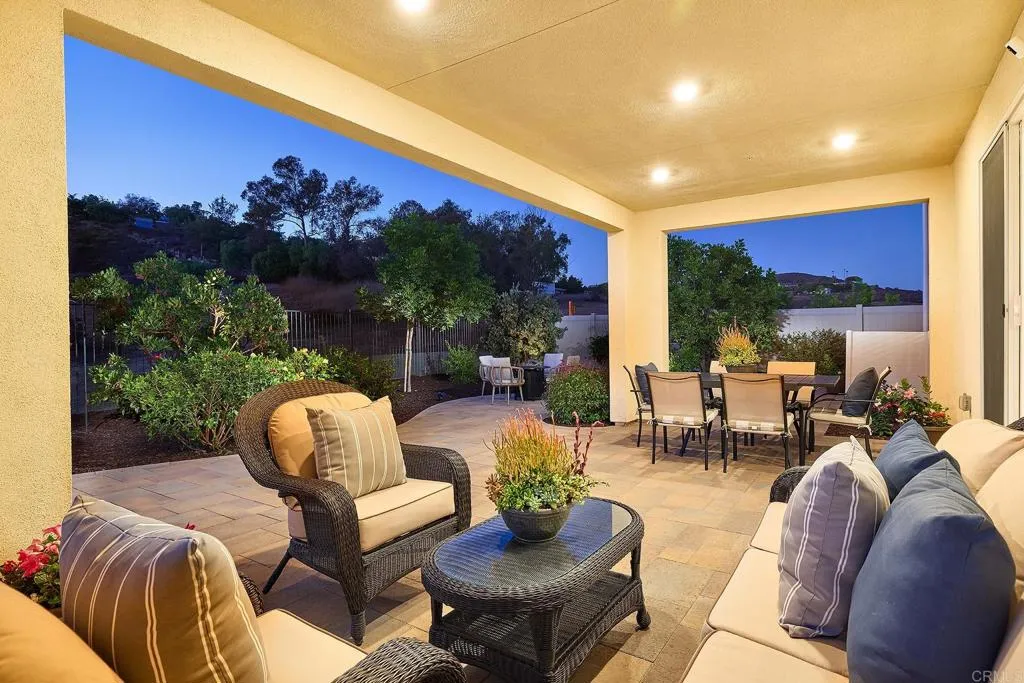 https://cdn.realtyfeed.com/cdn/127/306561727/db70e0aaa147e0aacc5728c5b7813a53.webp