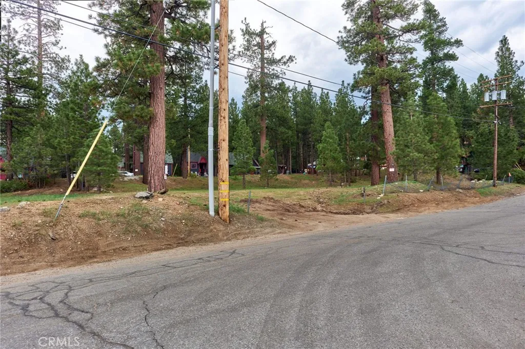 545 Wren, Big Bear Lake, CA 92315 - Photo 4 of 14, Big Bear Lake, CA