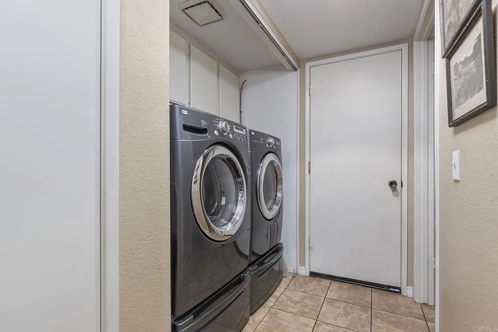 https://cdn.realtyfeed.com/cdn/127/306561804/a6d543f6cb2453e0512e17b85f00eeee.webp