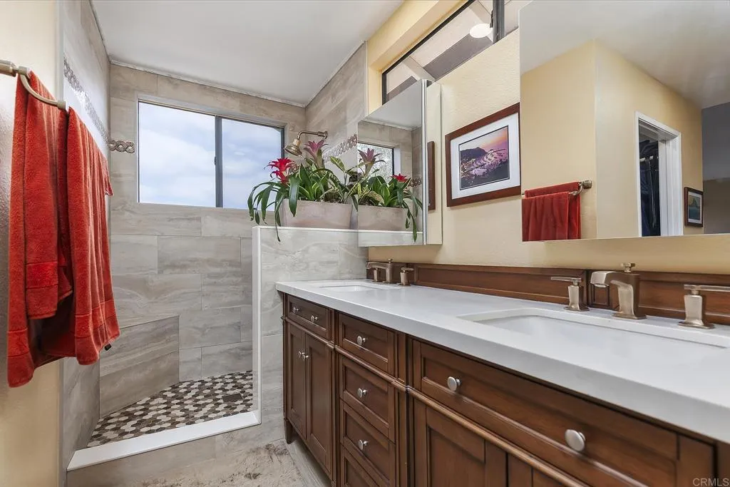 https://cdn.realtyfeed.com/cdn/127/306561804/b096d1c91e350e49cf1ea6ba6d0c92bc.webp