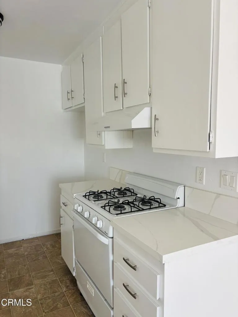 2750 Piedmont Avenue Unit 22, Montrose, CA 91020 - Photo 3 of 10, Montrose, CA