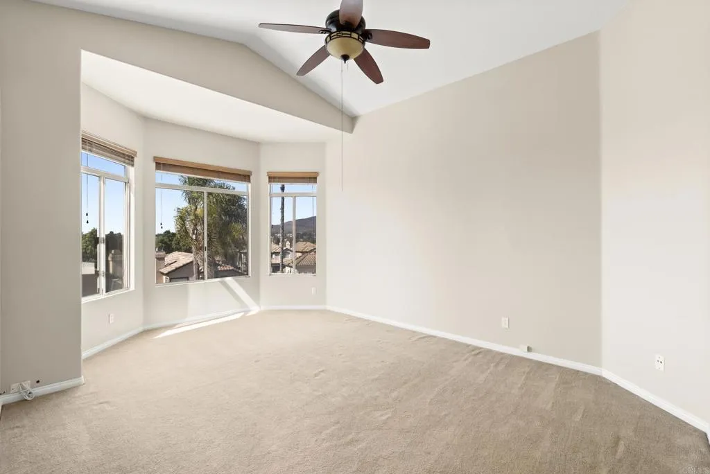 https://cdn.realtyfeed.com/cdn/127/306561886/07fc285ed1653ae876788df0fa4fe784.webp