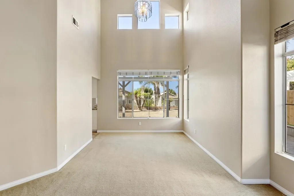 https://cdn.realtyfeed.com/cdn/127/306561886/3802c1ccce385fbe5cc1a15c48bc0f27.webp