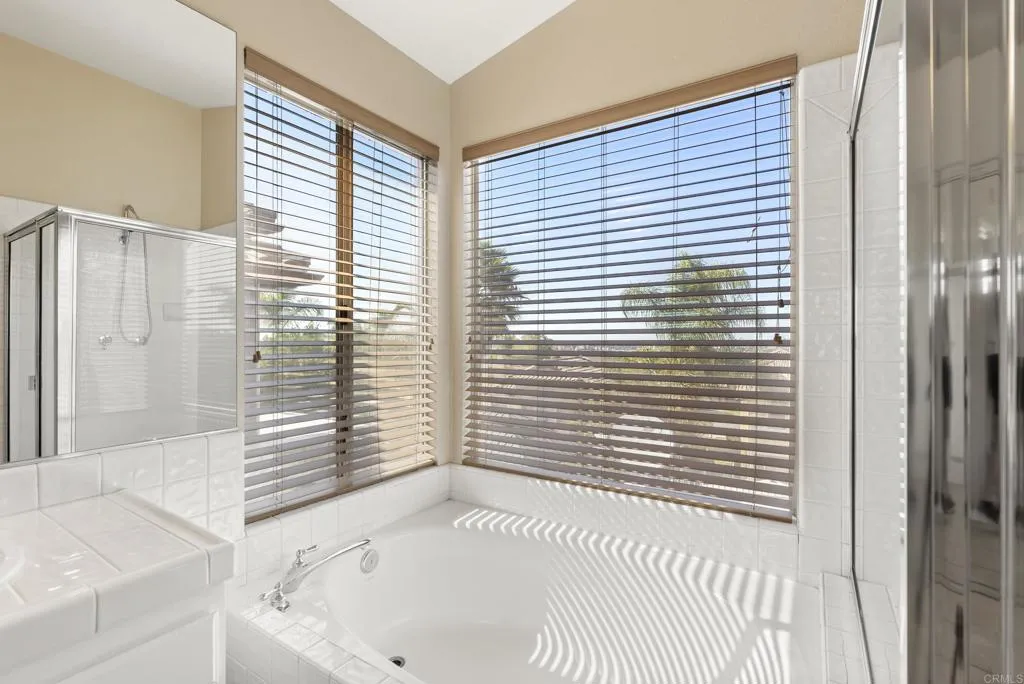 https://cdn.realtyfeed.com/cdn/127/306561886/b6e57eaade0b4050e43eaad8a62ad83a.webp
