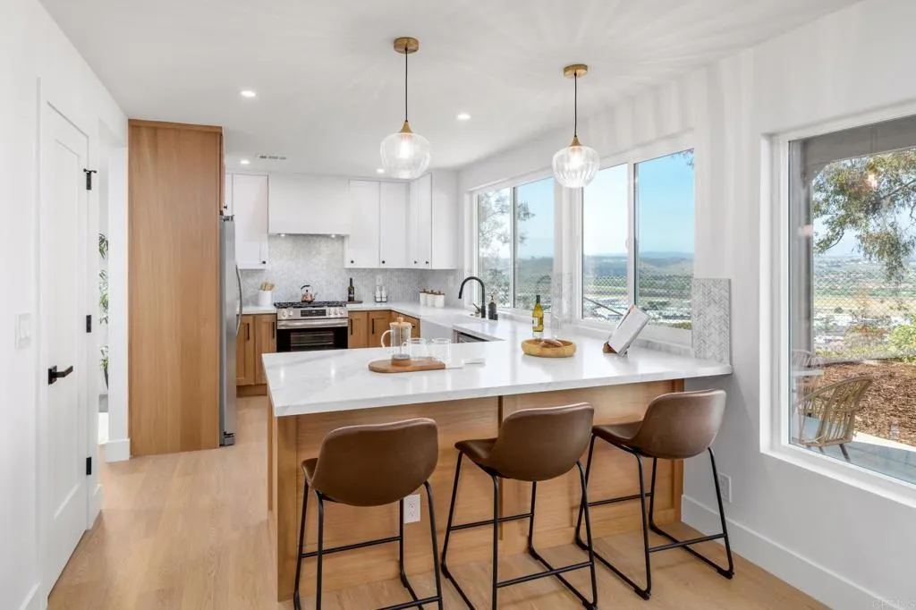 https://cdn.realtyfeed.com/cdn/127/306561906/2d55861eb6cc21d07c46e3d8ef9c3654.webp