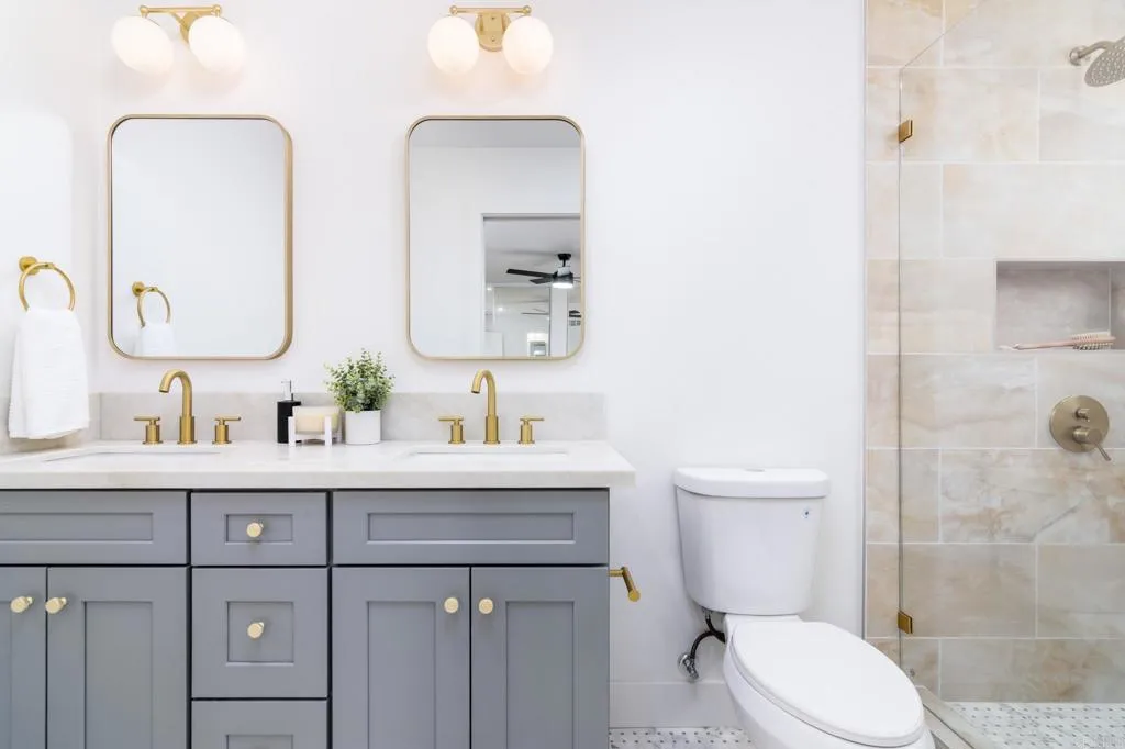 https://cdn.realtyfeed.com/cdn/127/306561906/4fea75e7ea6c6bfb23a4edfddb00f797.webp