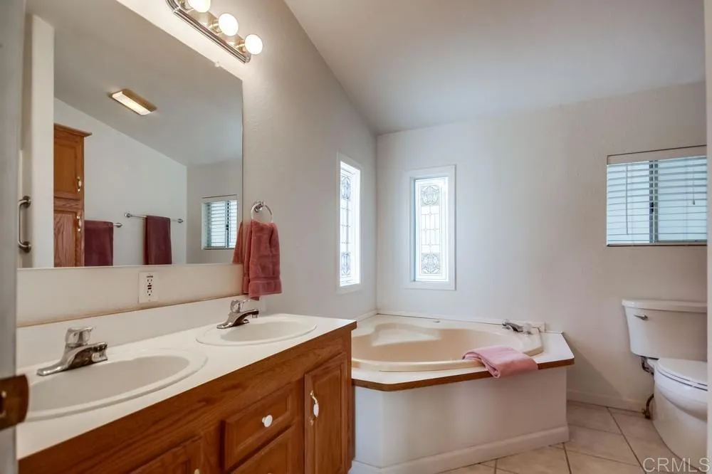 https://cdn.realtyfeed.com/cdn/127/306561908/7e48aed00b14939709bfe92c825ed110.webp