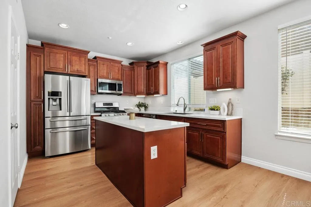 https://cdn.realtyfeed.com/cdn/127/306561909/1bbfe3fa45c429a163afdaf14036cd3d.webp