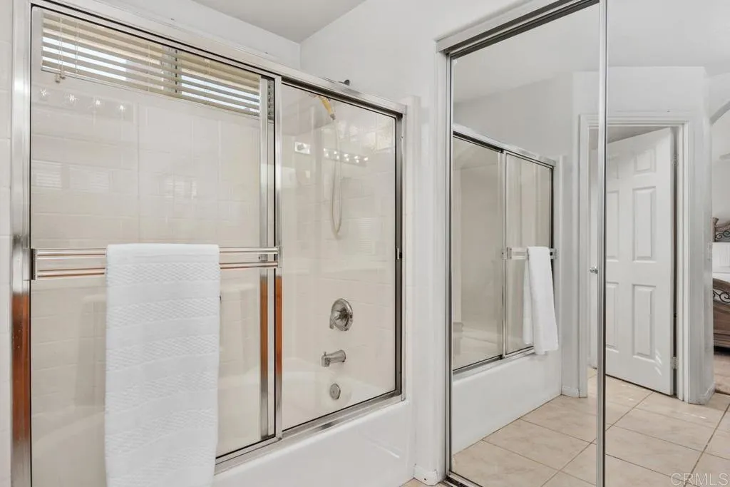 https://cdn.realtyfeed.com/cdn/127/306561909/1c02fbe9245f3a1901c0dcc0e1ceba3c.webp