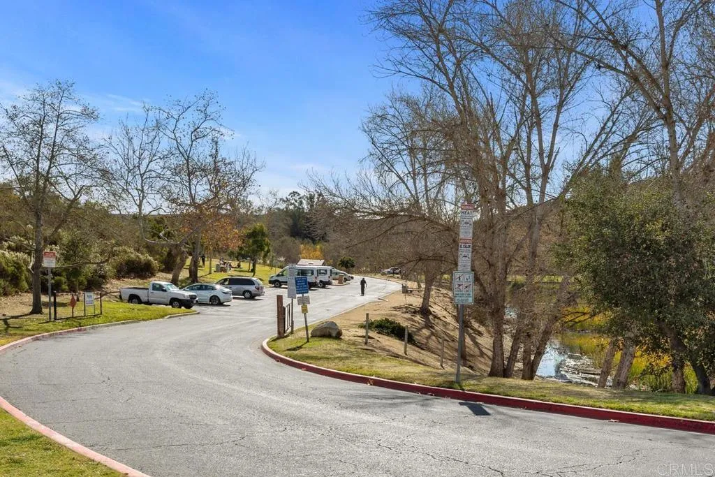 https://cdn.realtyfeed.com/cdn/127/306561909/294adf2e8ee65db74cd605b6649d8ed9.webp