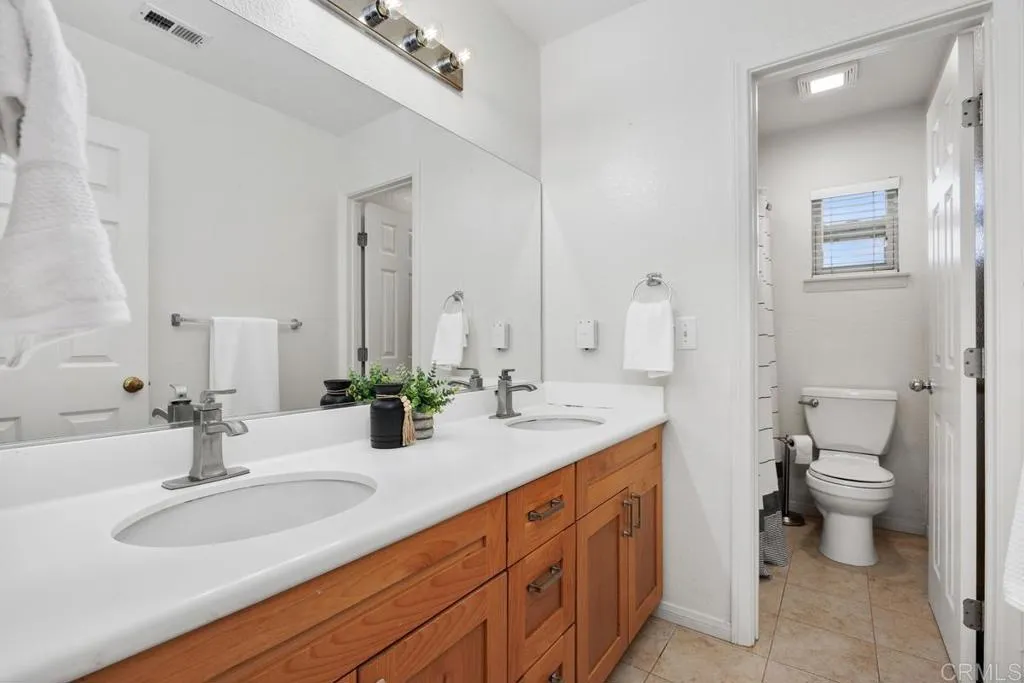 https://cdn.realtyfeed.com/cdn/127/306561909/3d62b5068486f9dc5693184416c17d1e.webp