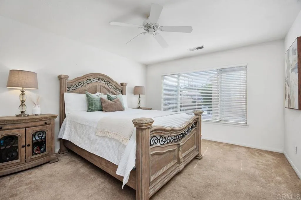 https://cdn.realtyfeed.com/cdn/127/306561909/7f92cb7d34ce91655572622d14e0d955.webp