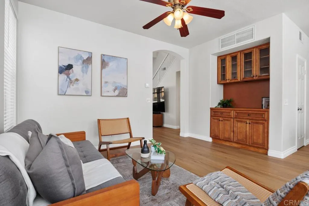 https://cdn.realtyfeed.com/cdn/127/306561909/a5aaf569012bc5b451f65843d2c4de43.webp