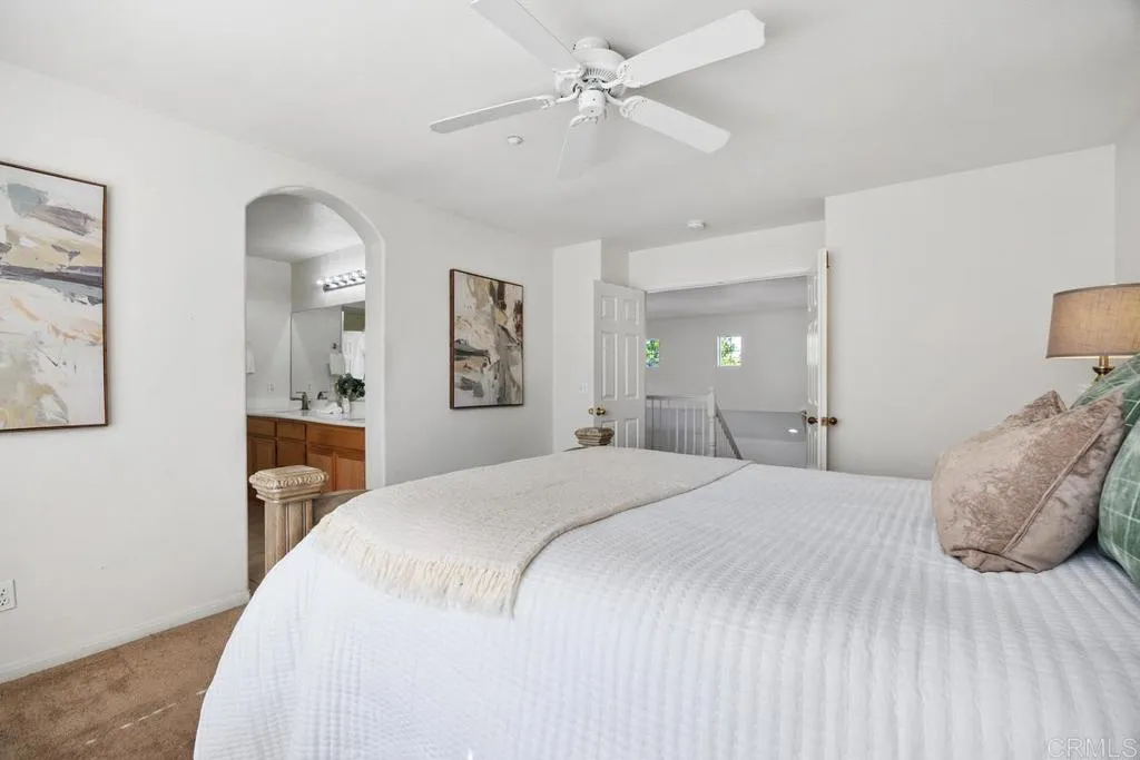 https://cdn.realtyfeed.com/cdn/127/306561909/b1cbb441c9ba2f6ab262bead1a61c9ce.webp