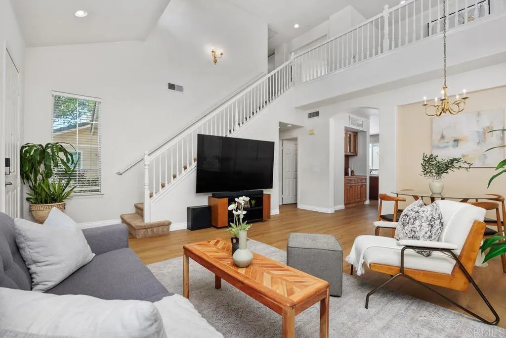 https://cdn.realtyfeed.com/cdn/127/306561909/ea760fa9a435bd3e6ea52c4df13ab71b.webp