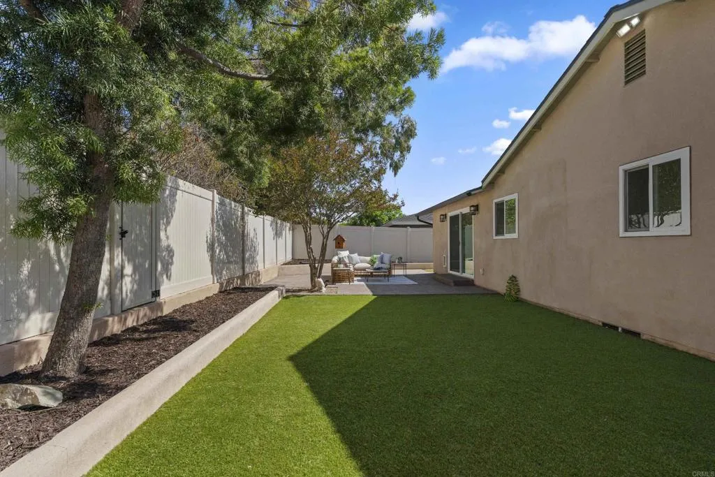 https://cdn.realtyfeed.com/cdn/127/306561953/2b159da141f14d158813b373c32b2d6f.webp