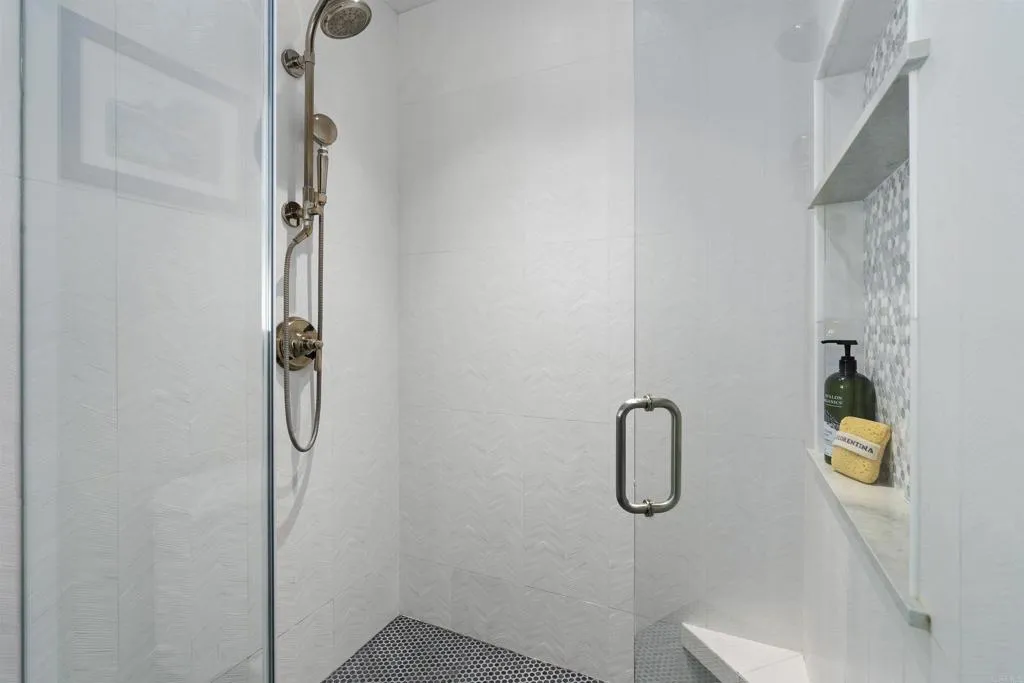 https://cdn.realtyfeed.com/cdn/127/306561953/9a16f503f8f18b0a62bb131a7b37fcf8.webp
