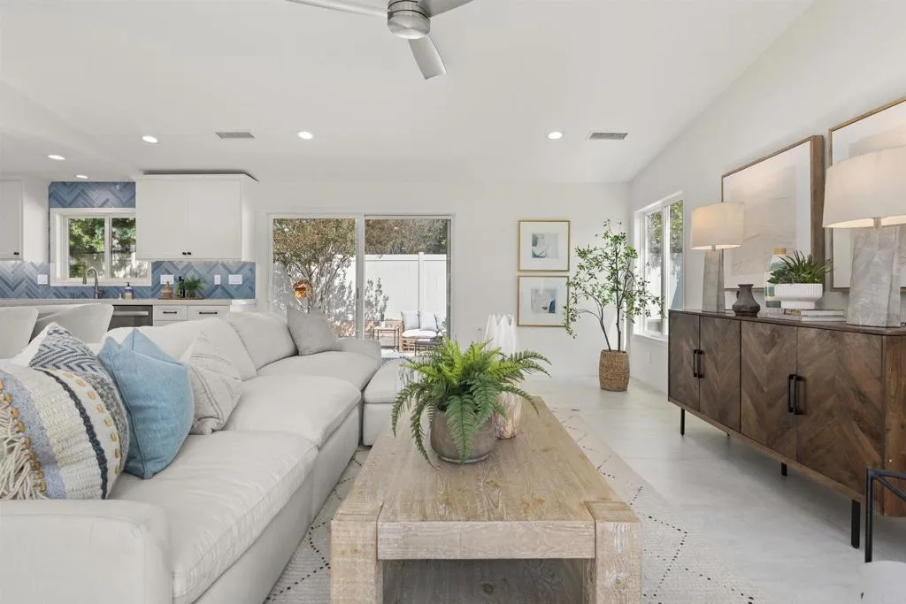 https://cdn.realtyfeed.com/cdn/127/306561953/df2bf72369f2e2e327bb06061a2d4a38.webp