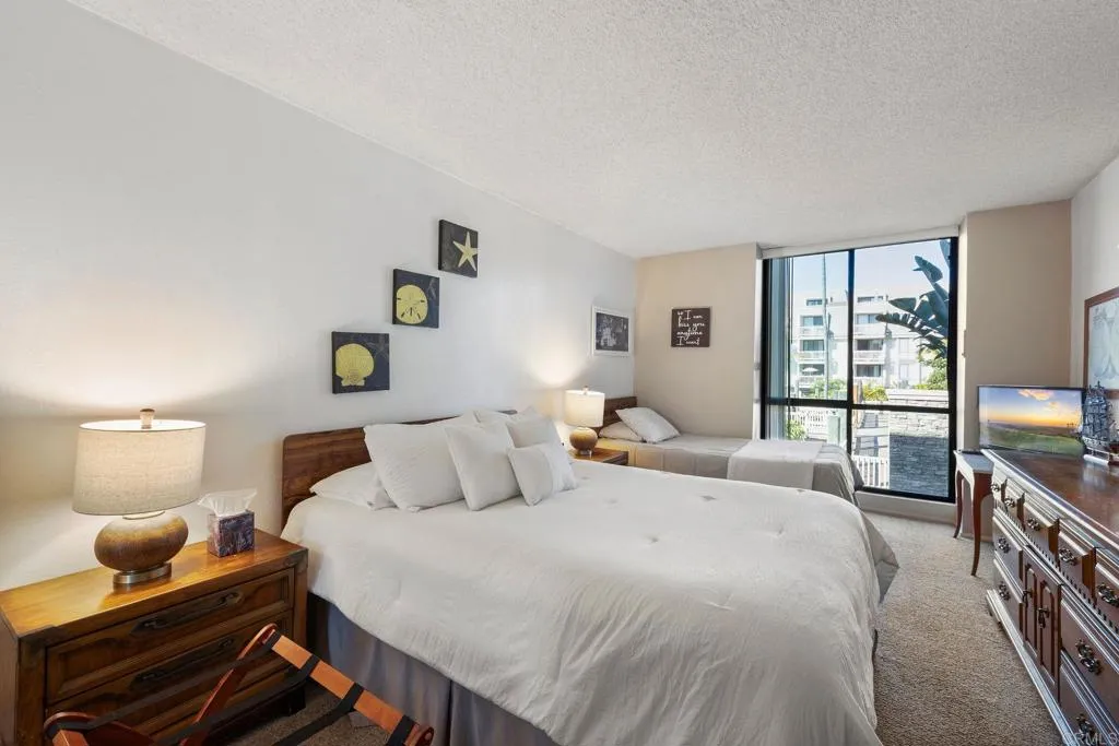 https://cdn.realtyfeed.com/cdn/127/306562126/5077213eab633504ec6acc2dd1c9f42f.webp