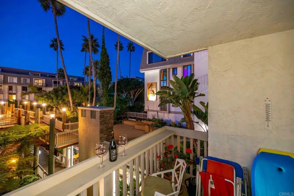 https://cdn.realtyfeed.com/cdn/127/306562126/c2d94b3e0ad89f81ad324e26f14623df.webp