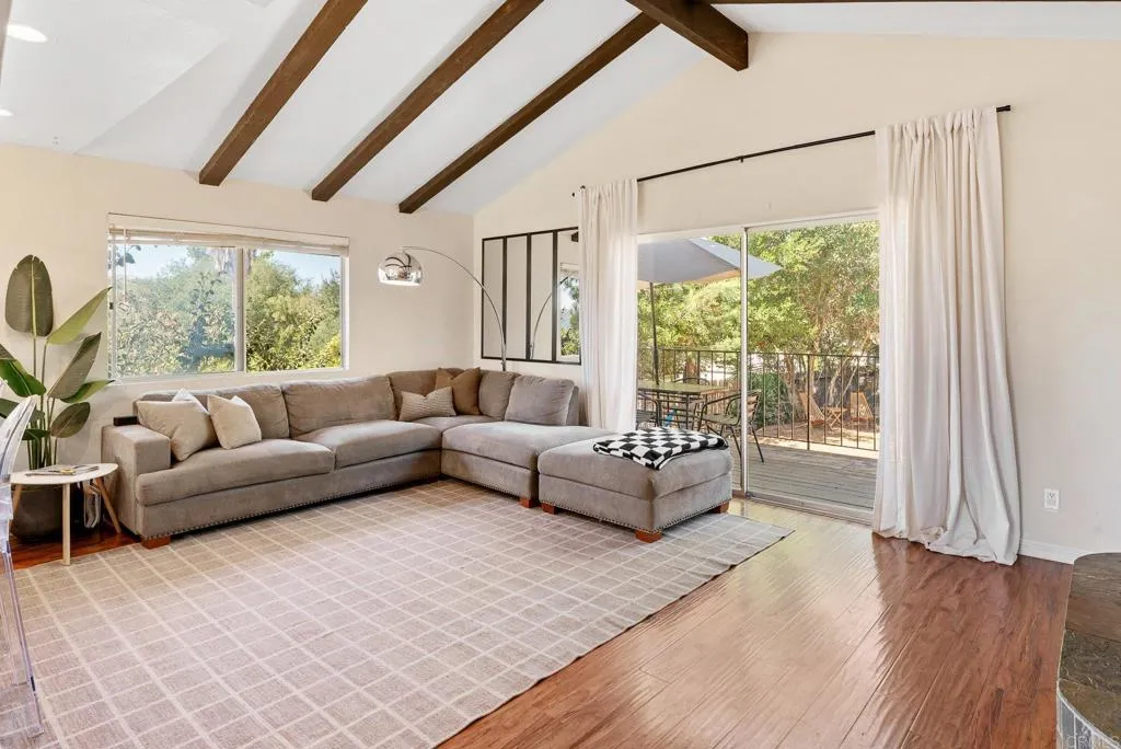 https://cdn.realtyfeed.com/cdn/127/306562148/3179cea1d0496a3fabb17cc7ba457430.webp
