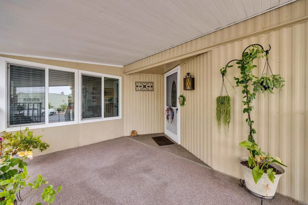 https://cdn.realtyfeed.com/cdn/127/306562162/4de81521e1f54de563e30d0545e838af.webp
