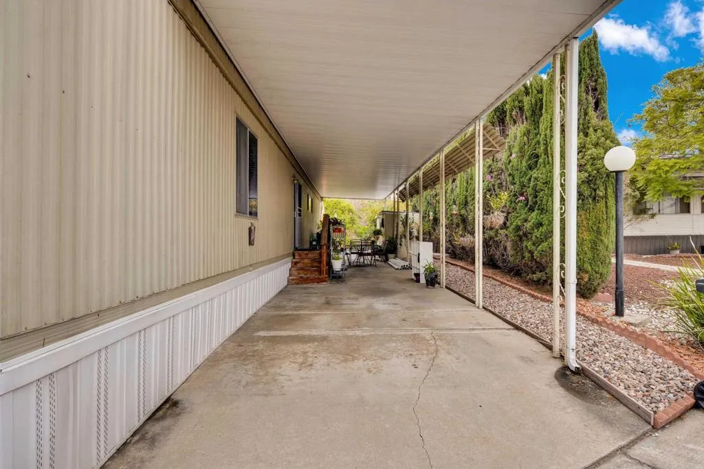 https://cdn.realtyfeed.com/cdn/127/306562162/c173bf303cf8da104d404bd60d56d3b3.webp