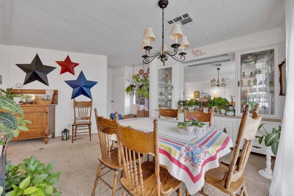 https://cdn.realtyfeed.com/cdn/127/306562162/ddb059f5791497dea7184d2f9b755fab.webp