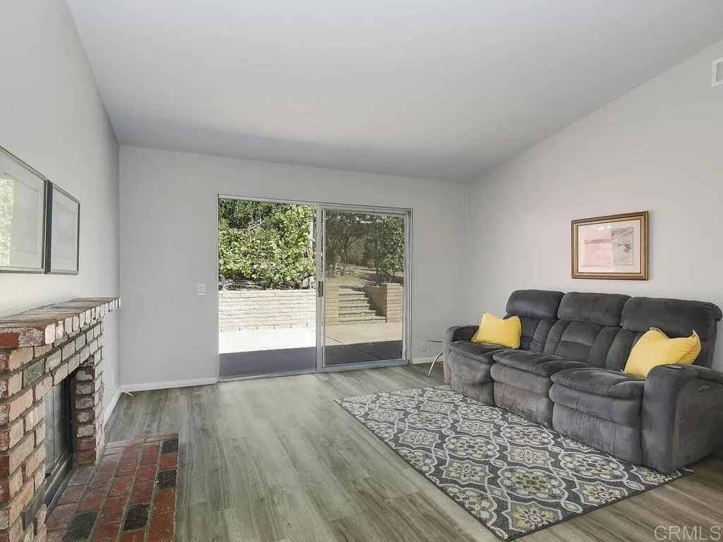 https://cdn.realtyfeed.com/cdn/127/306562178/39540558310cf27014c95182d10b2fb3.webp