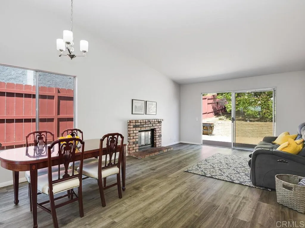 https://cdn.realtyfeed.com/cdn/127/306562178/691c18b3fb7785442d953140b0fac7f3.webp
