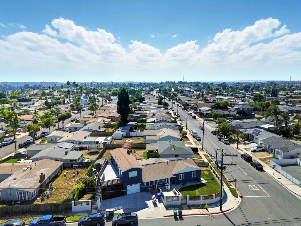 https://cdn.realtyfeed.com/cdn/127/306562232/057cbb829a154fc80332054a5fba813a.webp