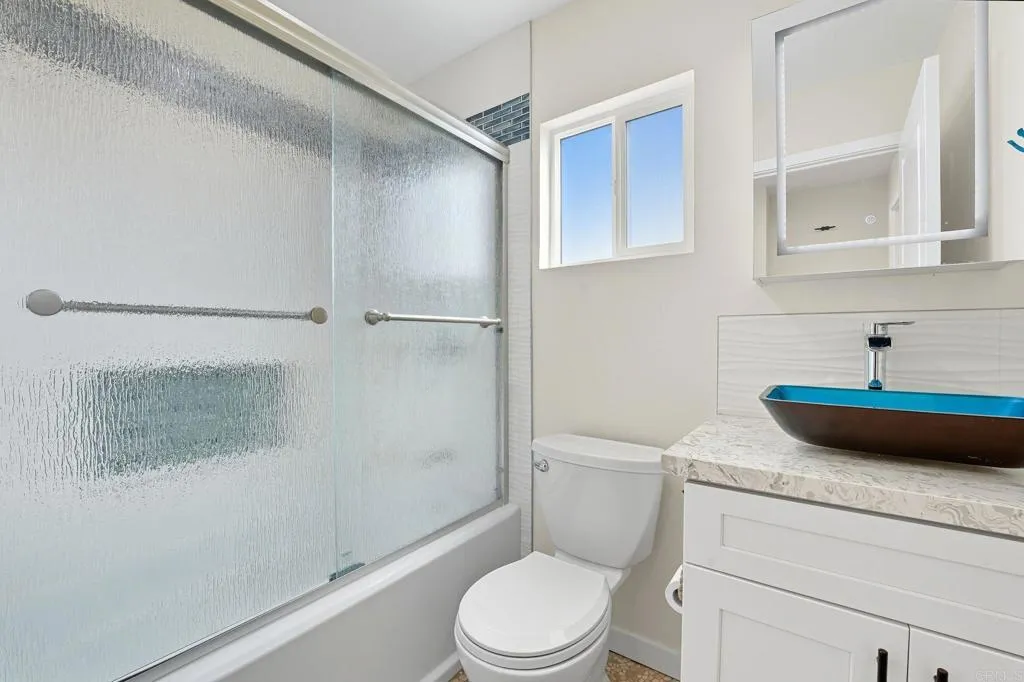 https://cdn.realtyfeed.com/cdn/127/306562232/13dc6e6492c4aef1cfce9c91517c2634.webp