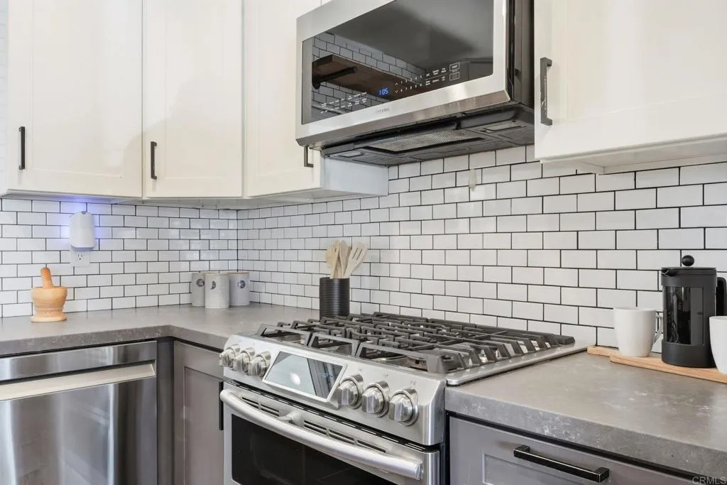 https://cdn.realtyfeed.com/cdn/127/306562232/28181aec2771e5f076cb1f02a2375c70.webp