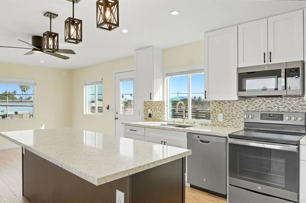 https://cdn.realtyfeed.com/cdn/127/306562232/bb1e74e13006213d5ebc1afeda8131e5.webp