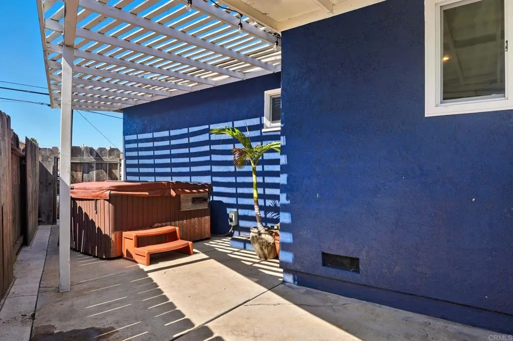 https://cdn.realtyfeed.com/cdn/127/306562232/faf71ac1fb4d41e59af124be03aacc8e.webp