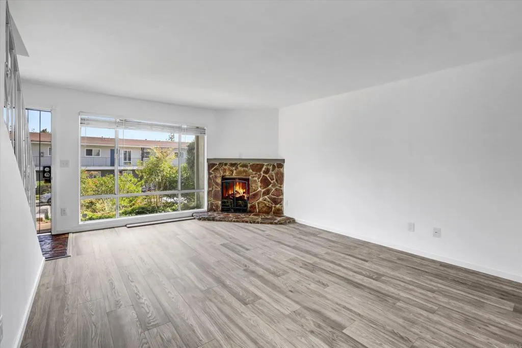 https://cdn.realtyfeed.com/cdn/127/306562235/2f427f5caa34cf0a659f311ea3bb7d4d.webp