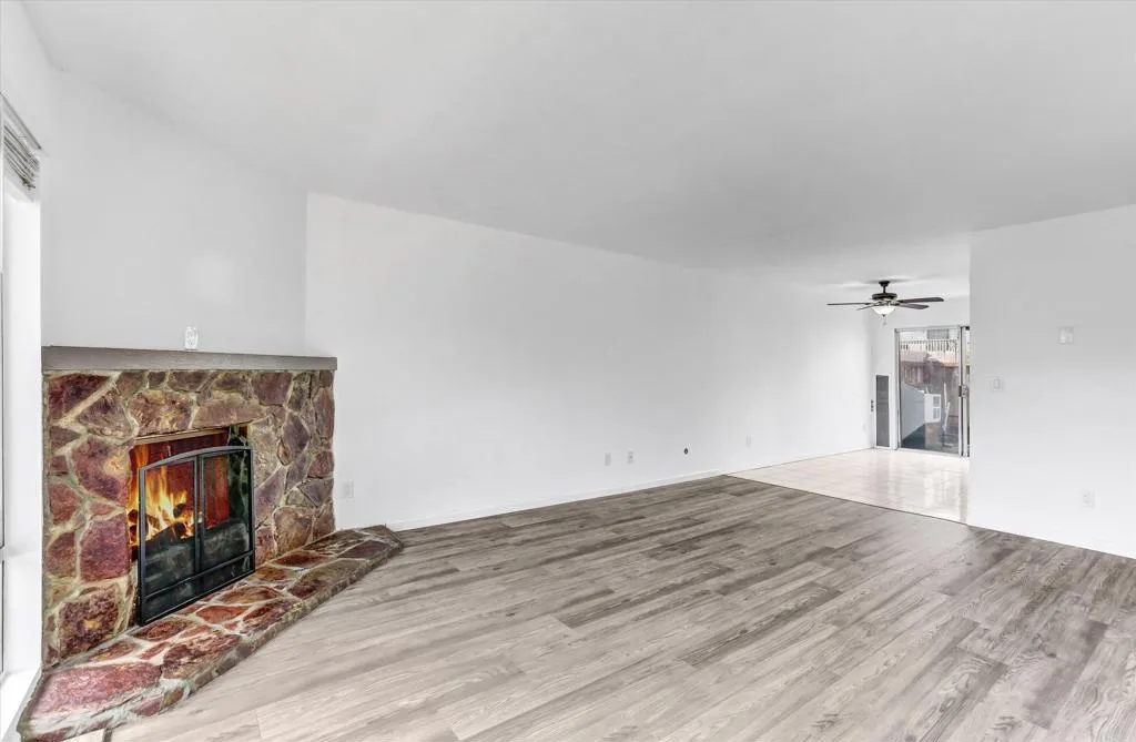 https://cdn.realtyfeed.com/cdn/127/306562235/fbcef4579a9d455ca1a1071602208075.webp