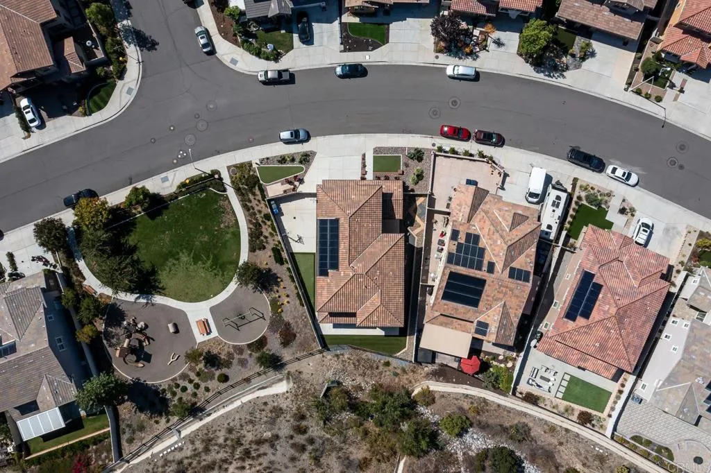 https://cdn.realtyfeed.com/cdn/127/306562319/7509eb587b1c9d62cbc88d13cf26b563.webp