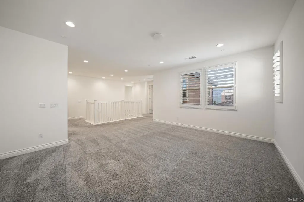 https://cdn.realtyfeed.com/cdn/127/306562319/d86e0caf640a82d17a80aed1c83ed4b8.webp
