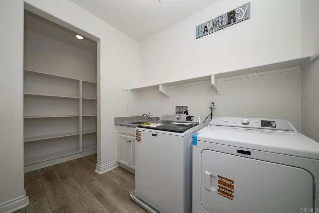 https://cdn.realtyfeed.com/cdn/127/306562319/e5db11d2853ace30f0c7f7b53d0fb073.webp