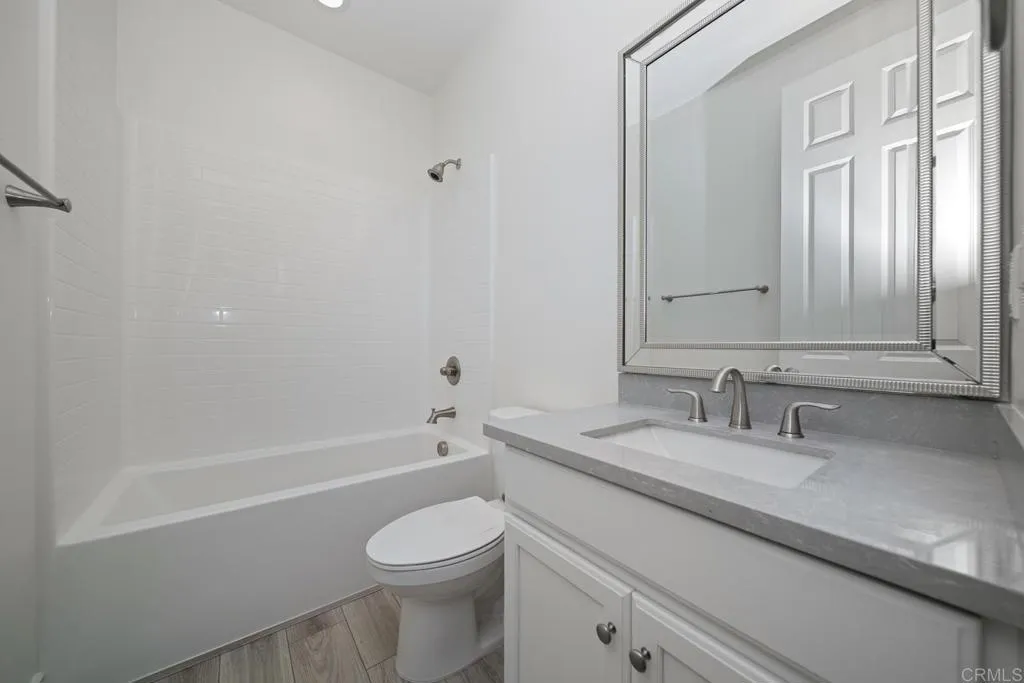 https://cdn.realtyfeed.com/cdn/127/306562319/f08b31177de34cca2bc5a646213e98e4.webp