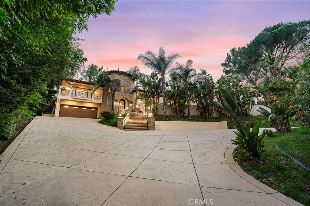 19554 Wells Drive, Tarzana, CA 91356 - Photo 2 of 55, Tarzana, CA