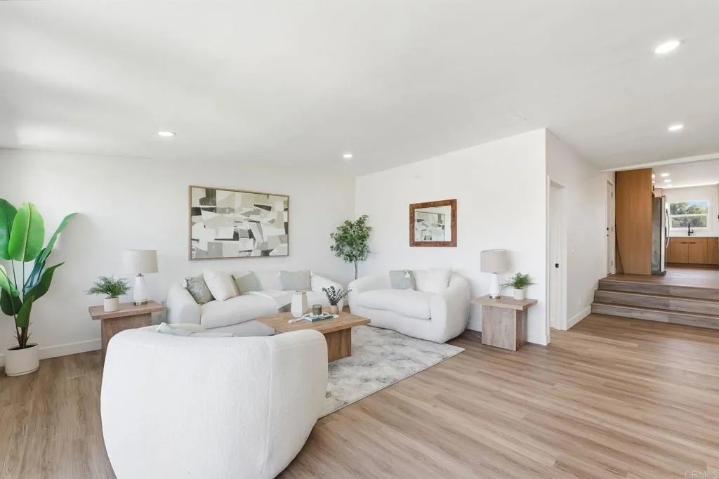 https://cdn.realtyfeed.com/cdn/127/306562342/e7c4931e13451171d4e6bd6ade51f024.webp
