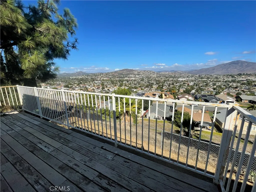 https://cdn.realtyfeed.com/cdn/127/306562349/f26759081781c0abee6db85dcb87402e.webp