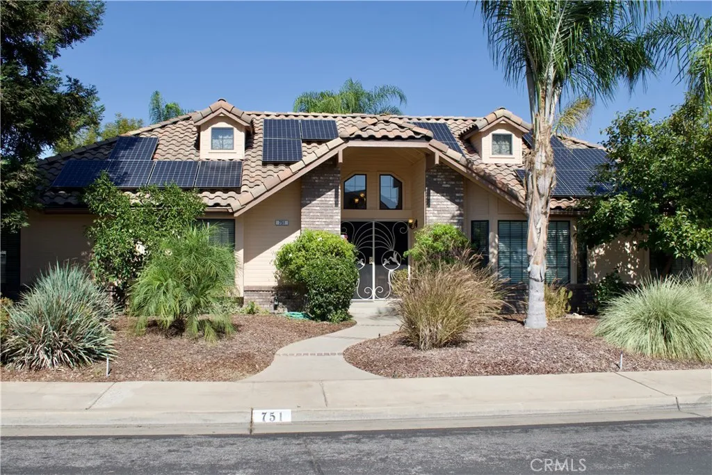 751 Cromwell Avenue, Clovis, CA 93611